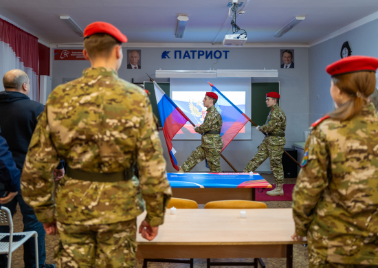 Военнослужащие дальней авиации приняли участие в открытии Парты Героя в Мурманской области