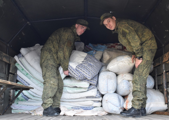 Военнослужащие российской военной базы оказали гуманитарную помощь школе-интернату в Таджикистане