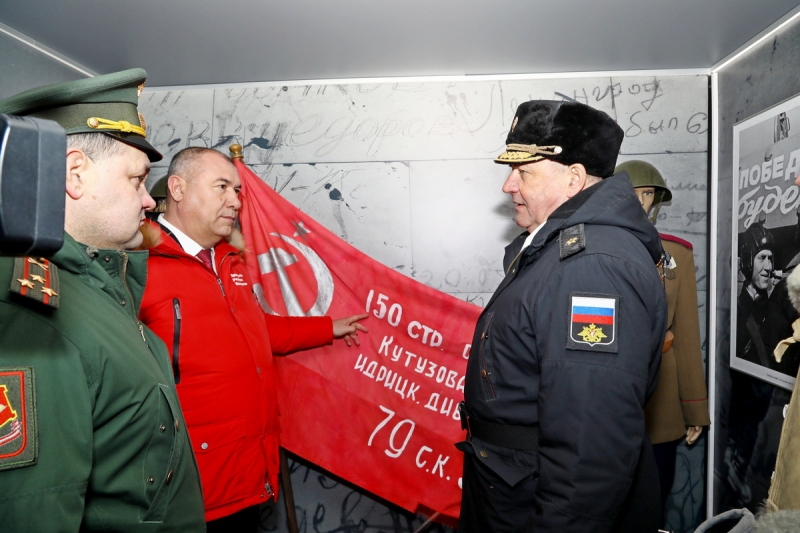 Более 12 тыс. жителей и гостей Уфы посетило агитационно-пропагандистский поезд Минобороны России