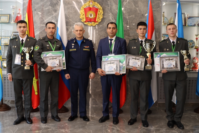 Команда Казанского суворовского военного училища стала победителем Международной олимпиады по физике