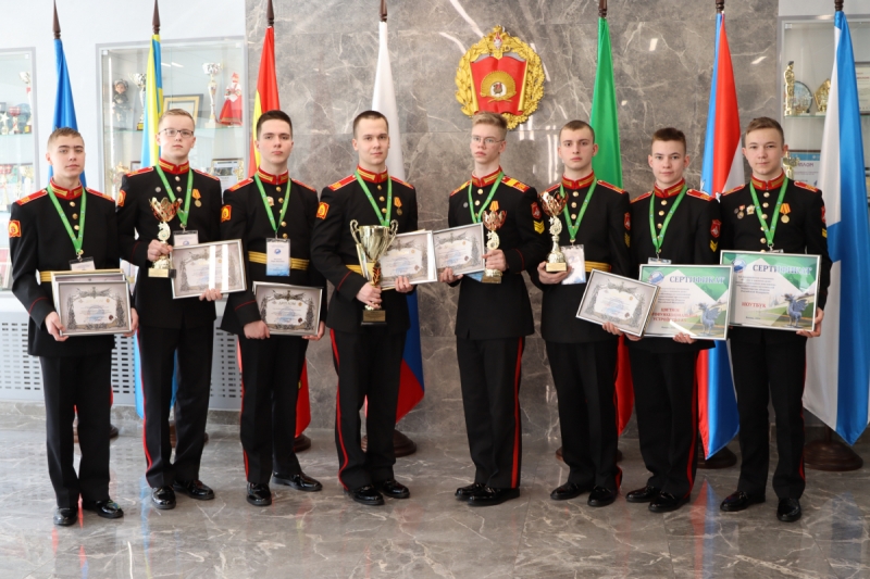 Команда Казанского суворовского военного училища стала победителем Международной олимпиады по физике