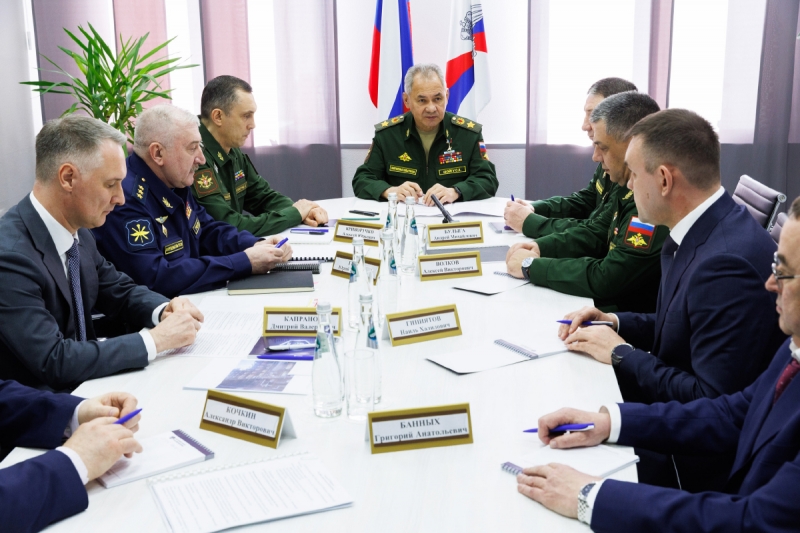 Министр обороны РФ Сергей Шойгу проверил выполнение гособоронзаказа на предприятиях ОПК в Нижегородской области