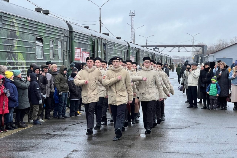 В Комсомольск-на-Амуре прибыл агитационный тематический поезд Минобороны России «Сила в правде»