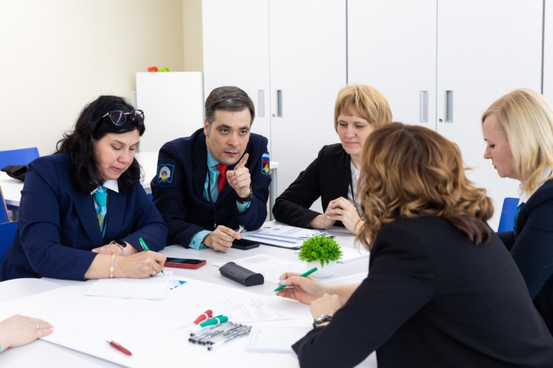 В Санкт-Петербургском Пансионе воспитанниц подвели итоги III Фестиваля методических команд «Методический компас»