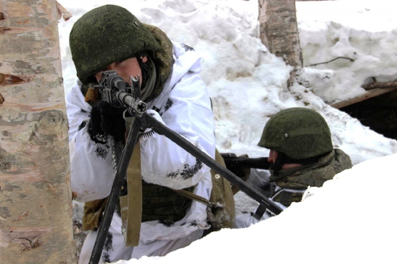Военнослужащие армейского корпуса ВВО на Сахалине осваивают действия по захвату опорных пунктов условного противника