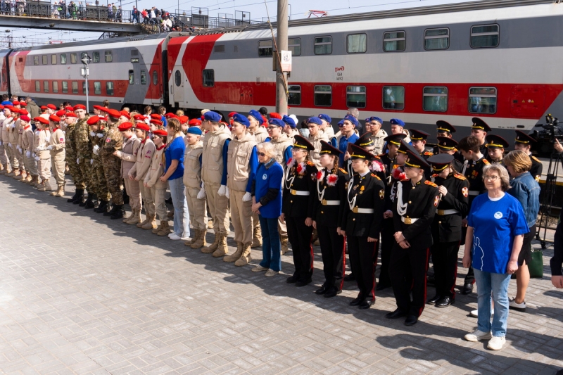 Более 10,5 тыс. жителей и гостей Ижевска посетило агитационно-пропагандистский поезд Минобороны России «Сила в правде»