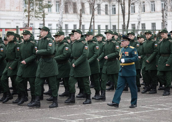 Более 1200 младших специалистов выпустилось из Межвидового учебного центра войск связи ЦВО в Ульяновске