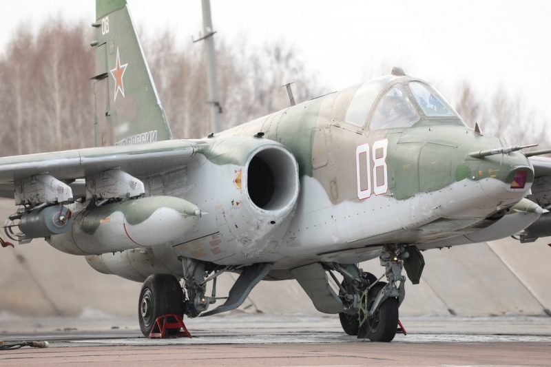 Более 50 наземных учебных целей уничтожили российские штурмовики Су-25 в Киргизии