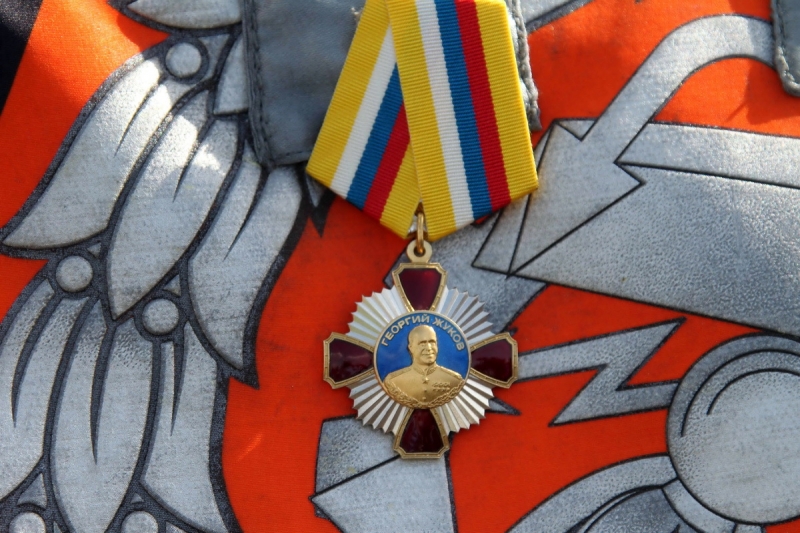 Инженерному соединению ЦВО вручен орден Жукова