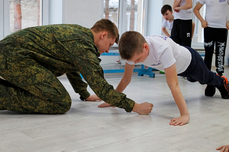 Юные патриоты Кузбасса приняли участие в профильной смене «Стань кадетом!»