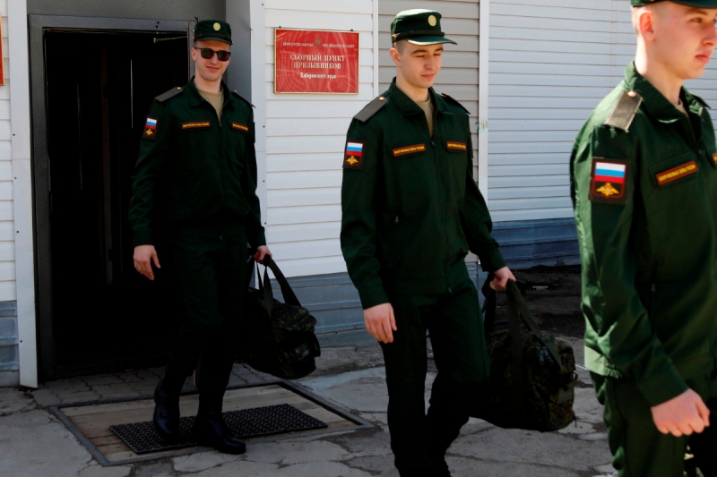 Со сборного пункта Хабаровского края состоялись отправки команд призывников в войска Восточного военного округа