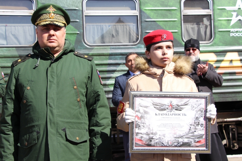 Уникальный агитационный поезд «Сила в правде» прибыл в столицу Амурской области