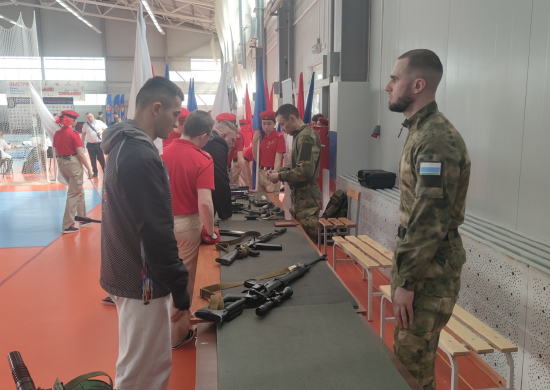 В Екатеринбурге стартовали Всероссийские соревнования по армейскому рукопашному бою, посвящённые юбилею Управления ФСБ России по ЦВО
