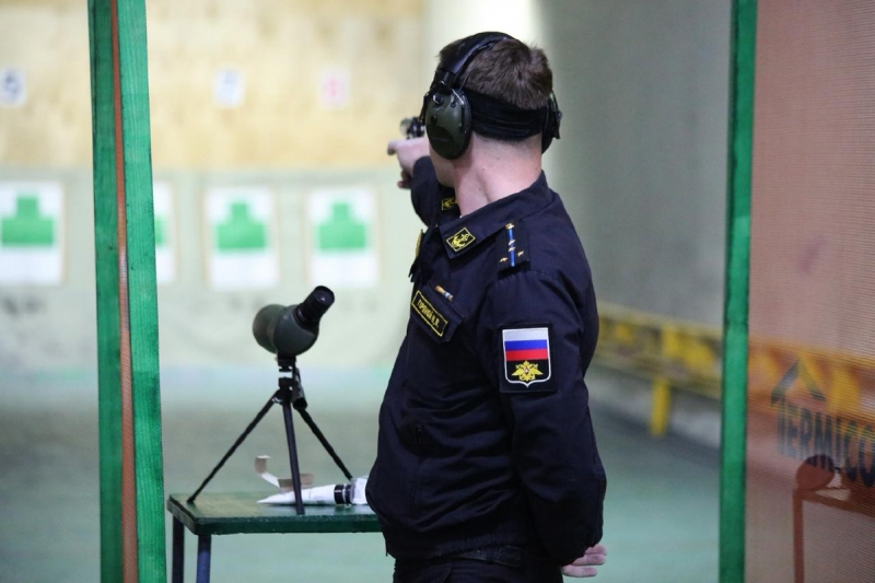 В Калининграде прошёл чемпионат ВМФ по стрельбе из табельного и штатного оружия