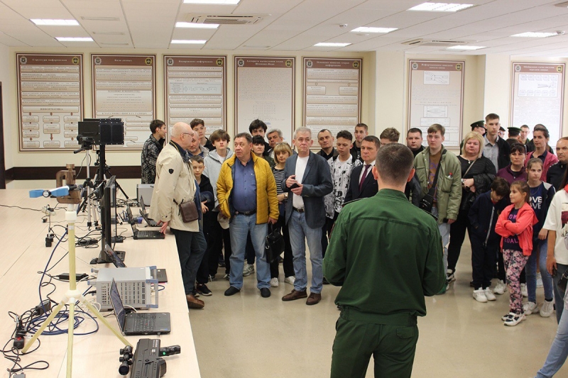 В Краснодарском высшем военном училище состоялся день открытых дверей