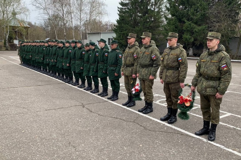 В соединения и части ВС РФ в рамках весеннего призыва отправились первые команды из Пензенской области