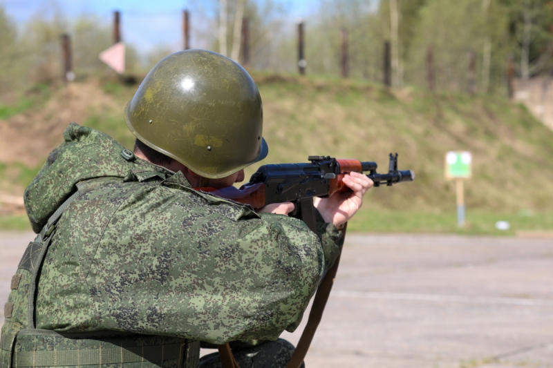 В Тверском соединении ВТА прошли учебно-боевые стрельбы из стрелкового оружия