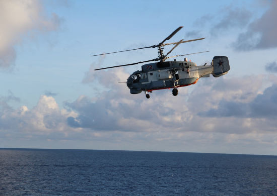 Вертолёты Ка-27ПЛ морской авиации ТОФ выполнили поиск подводных лодок условного противника в Японском море