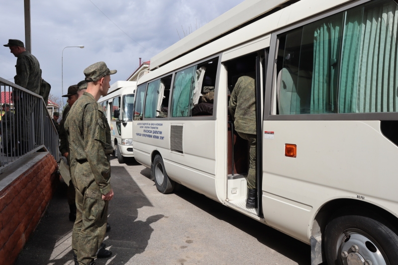 Военнослужащие 201-й военной базы добровольно сдали кровь для нуждающихся больных в Таджикистане