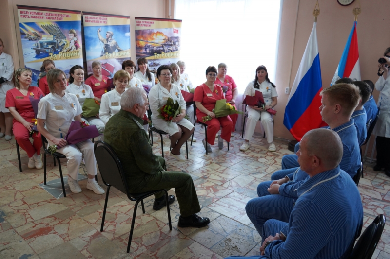 Замминистра обороны России Виктор Горемыкин провел личный прием с военнослужащими – участниками СВО и членами семей в Саратове