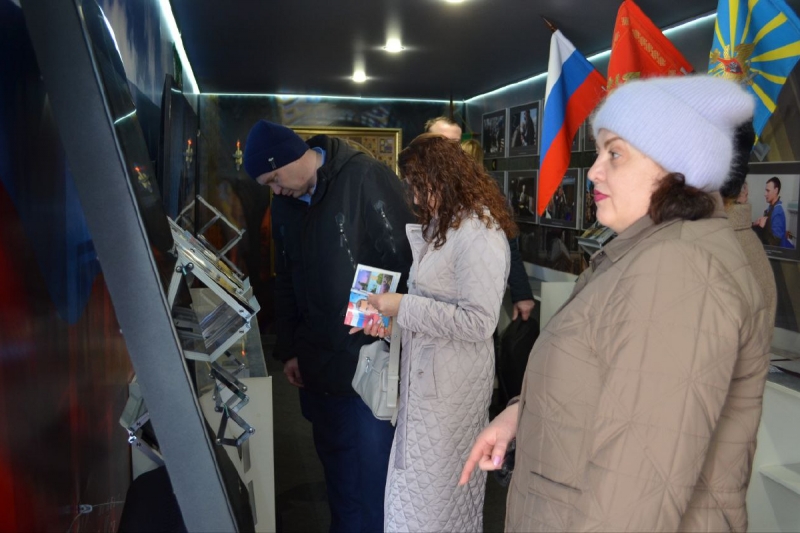 Жители и гости Читы ознакомились с экспозициями уникального агитационного поезда Минобороны России «Сила в Правде»